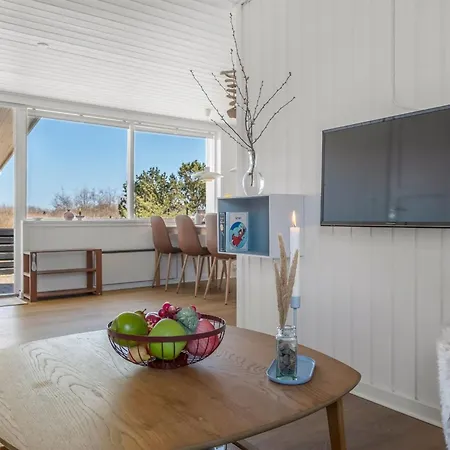 Aiden - 650m From The Sea By Interhome *